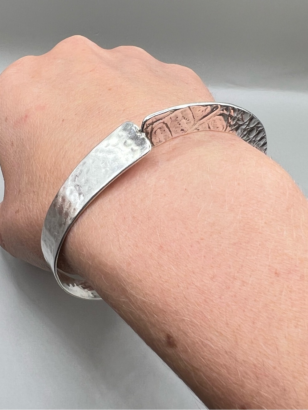 Silpada Rattlesnake Textured Bangle Bracelet B3321 - Picture 8 of 8